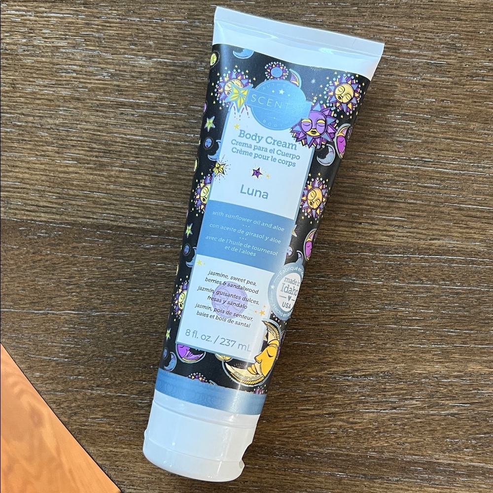*Retired* Scentsy Luna Body Cream with Shea Butter
